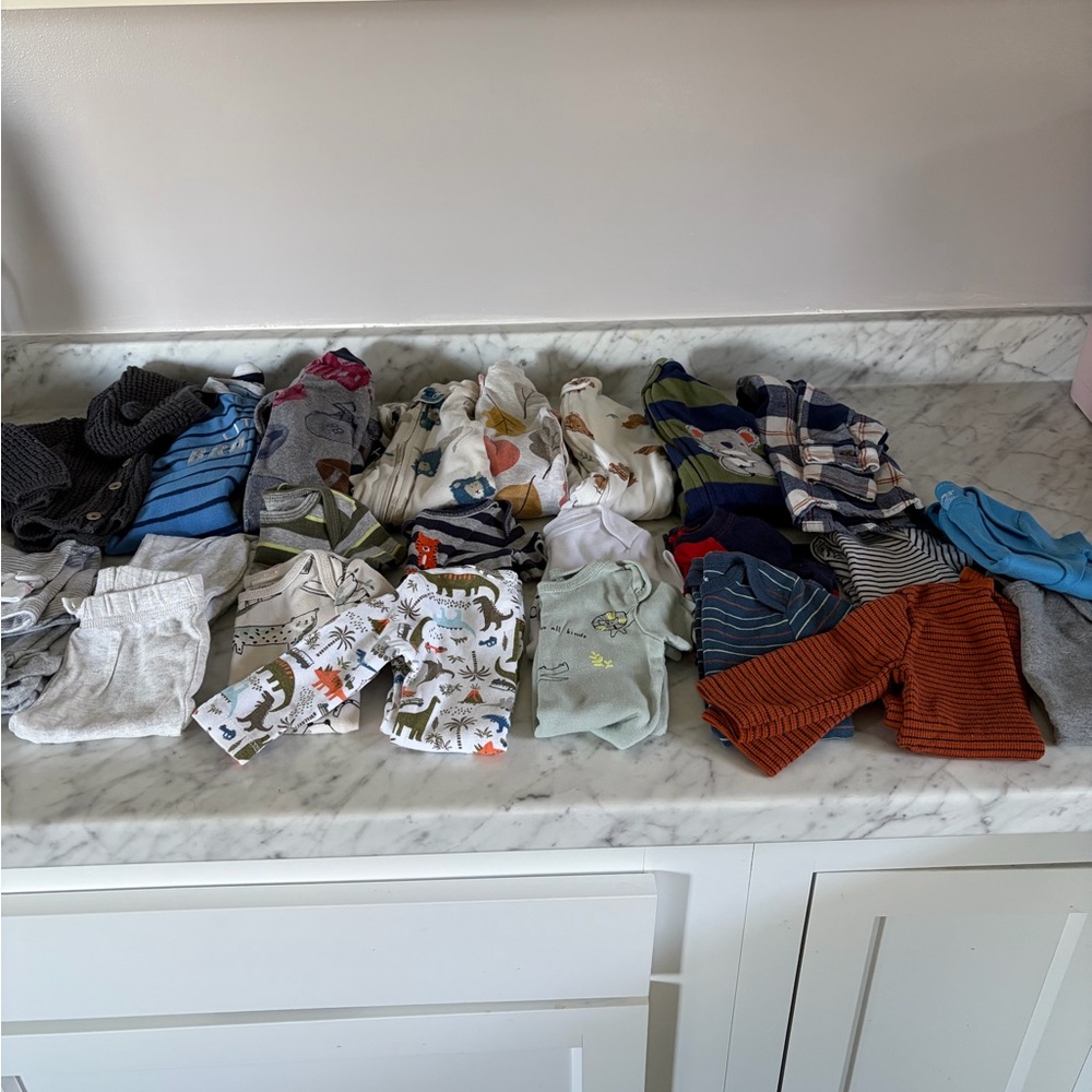 24 Piece Baby Clothing Bundle Size 3 Months